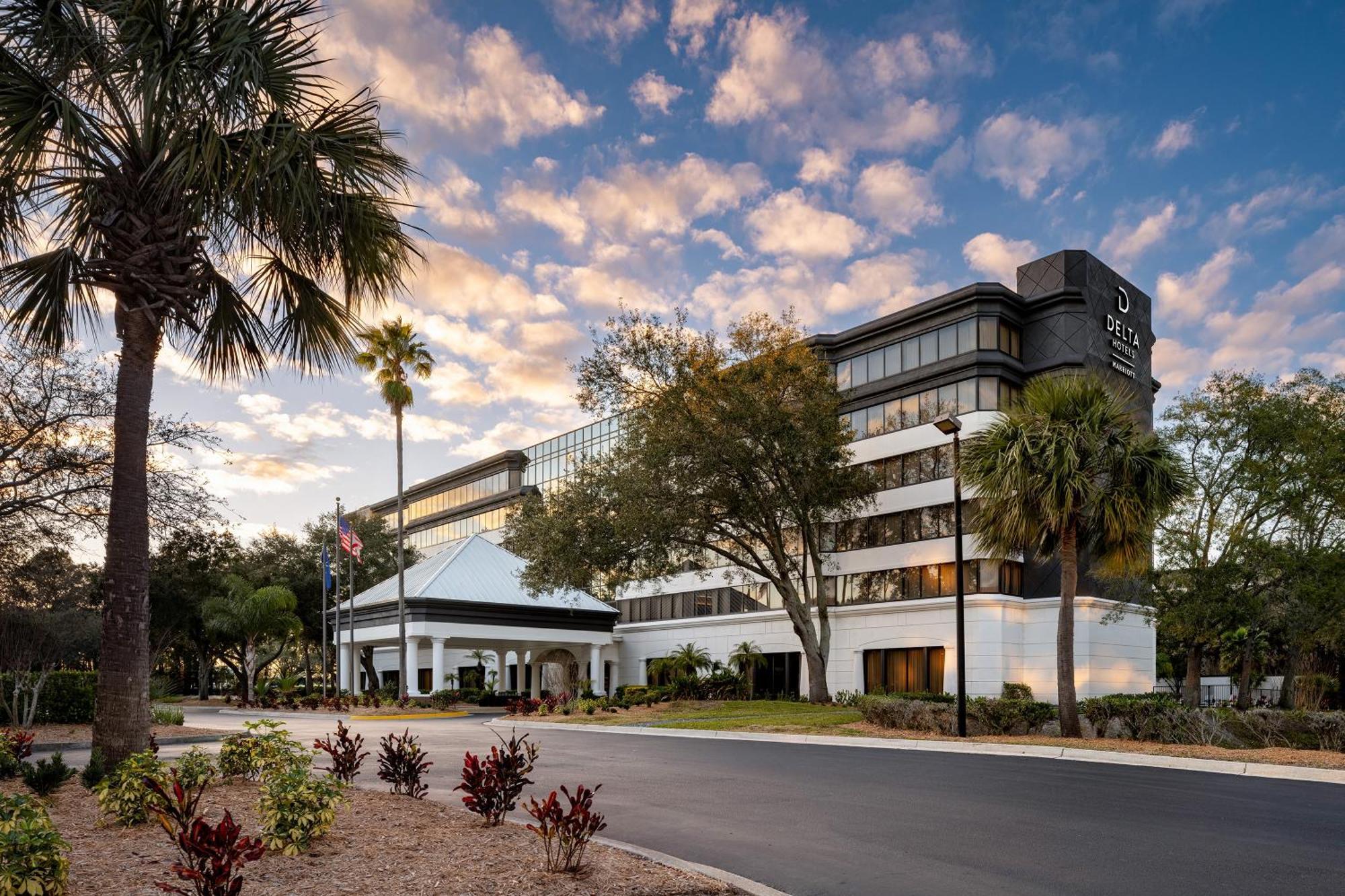 Delta Hotels By Marriott Jacksonville Deerwood 외부 사진